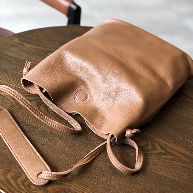Bag Women's New Large-Capacity First Layer Cowhide Bucket Soft Leather Japanese And Korean One-Shoulder Messenger Bag Women Genuine Leather BagVo