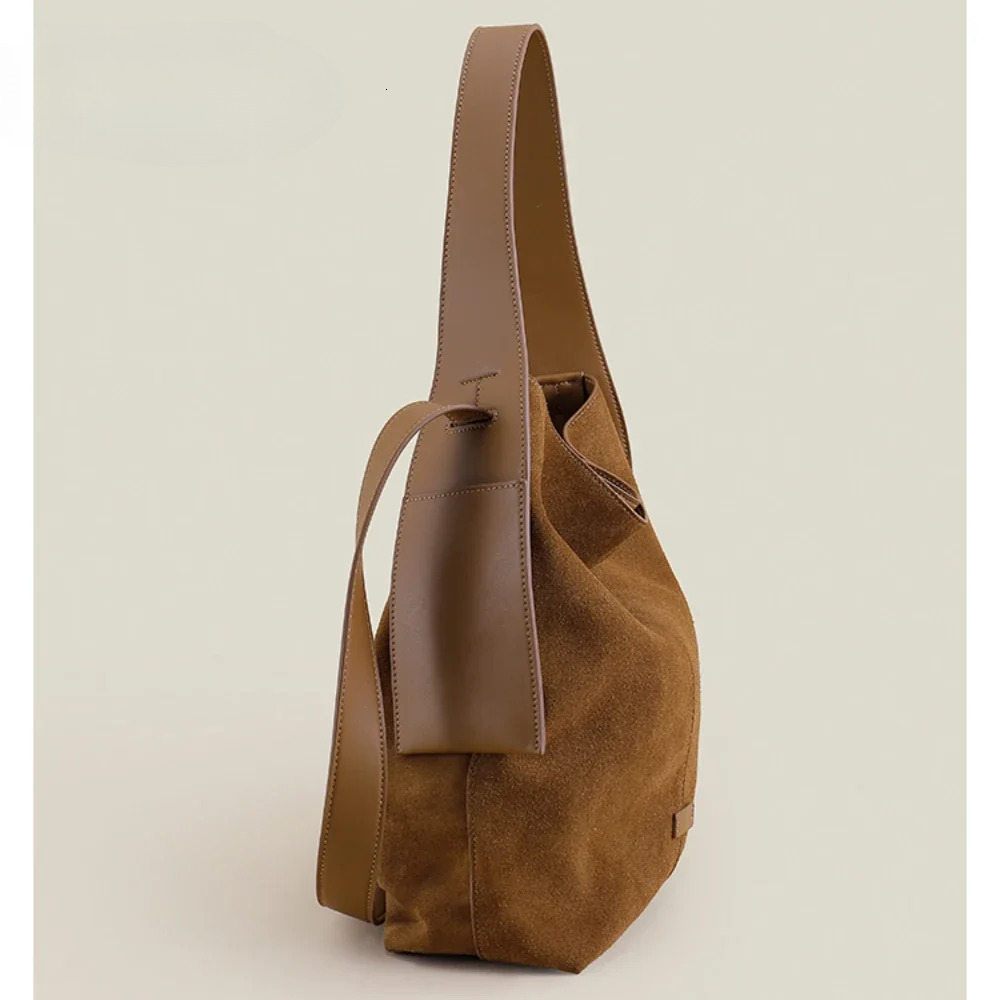 Ins Chic Slouchy Style Soft Touch Bucket Tote Big Genuine Suede Leather Women Shoulder Bag Matte Nubuck Office Ladies Handbag Suede BagVoyage