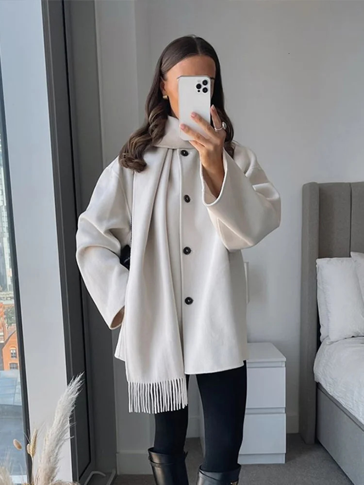 Elegant Striped Women Short Coat With Scarf Fashion Loose Full Sleeve Single Breasted Female Overcoat Autumn Ladies Thick Jacket 241114