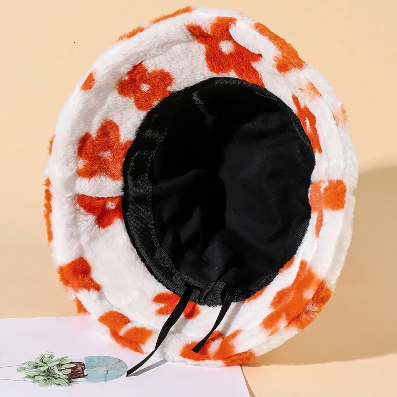CNTANG Women Bucket Hat Autumn And Winter Warm Cow Print Plush Fashion Panama Casual Hats For Ladies Fisherman Caps 241113