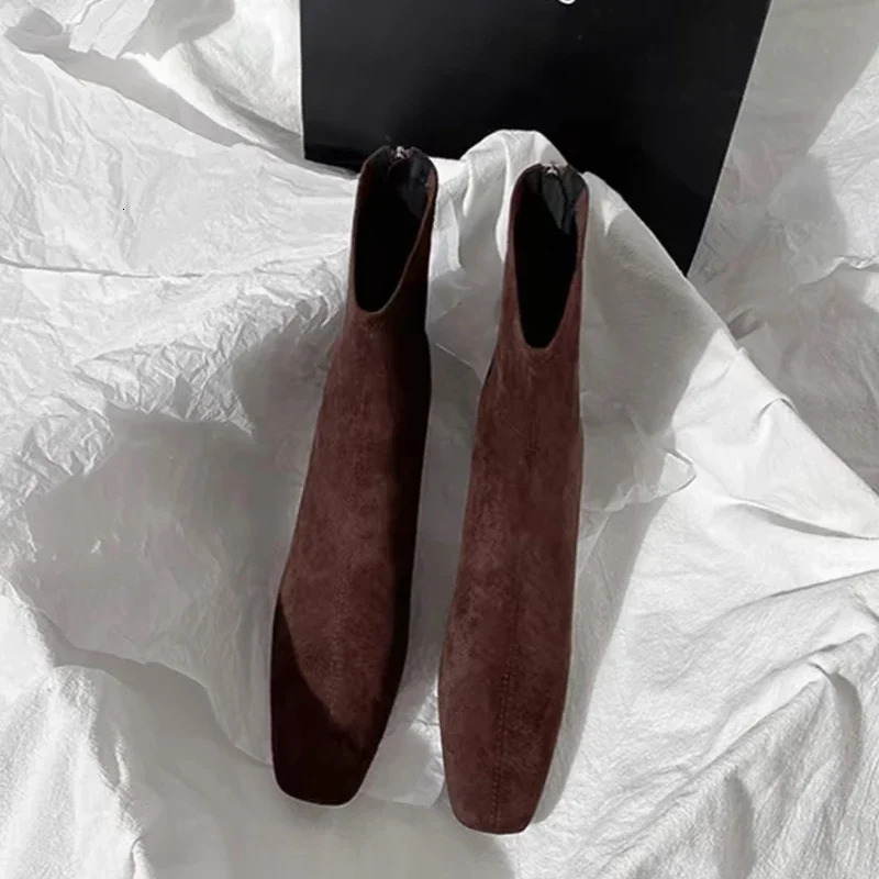 High heels womens suede ankle boots winter er square toe womens 2024 trend walking shoes pump comfortable snow Bottas 241113