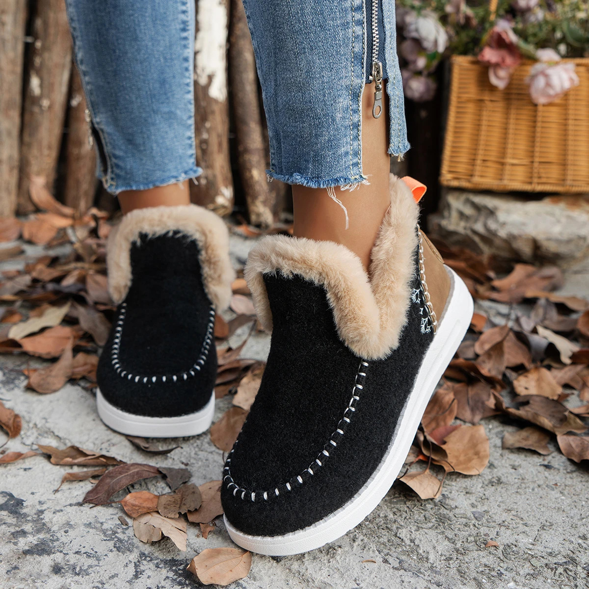 Womens Winter Round Head Plush Comfortable Warm Short Tube Flat Bottom Large Size Womens Boots Size 36-43 241113