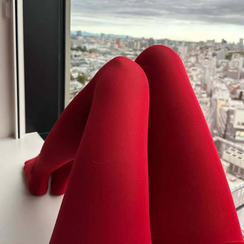 Sexy Socks Women Red Pantyhose Sexy Year Red Socks Female Lace Solid Translucent Bodys Mujer Bottom Tights Elastic Wedding Bride Stockings z241106