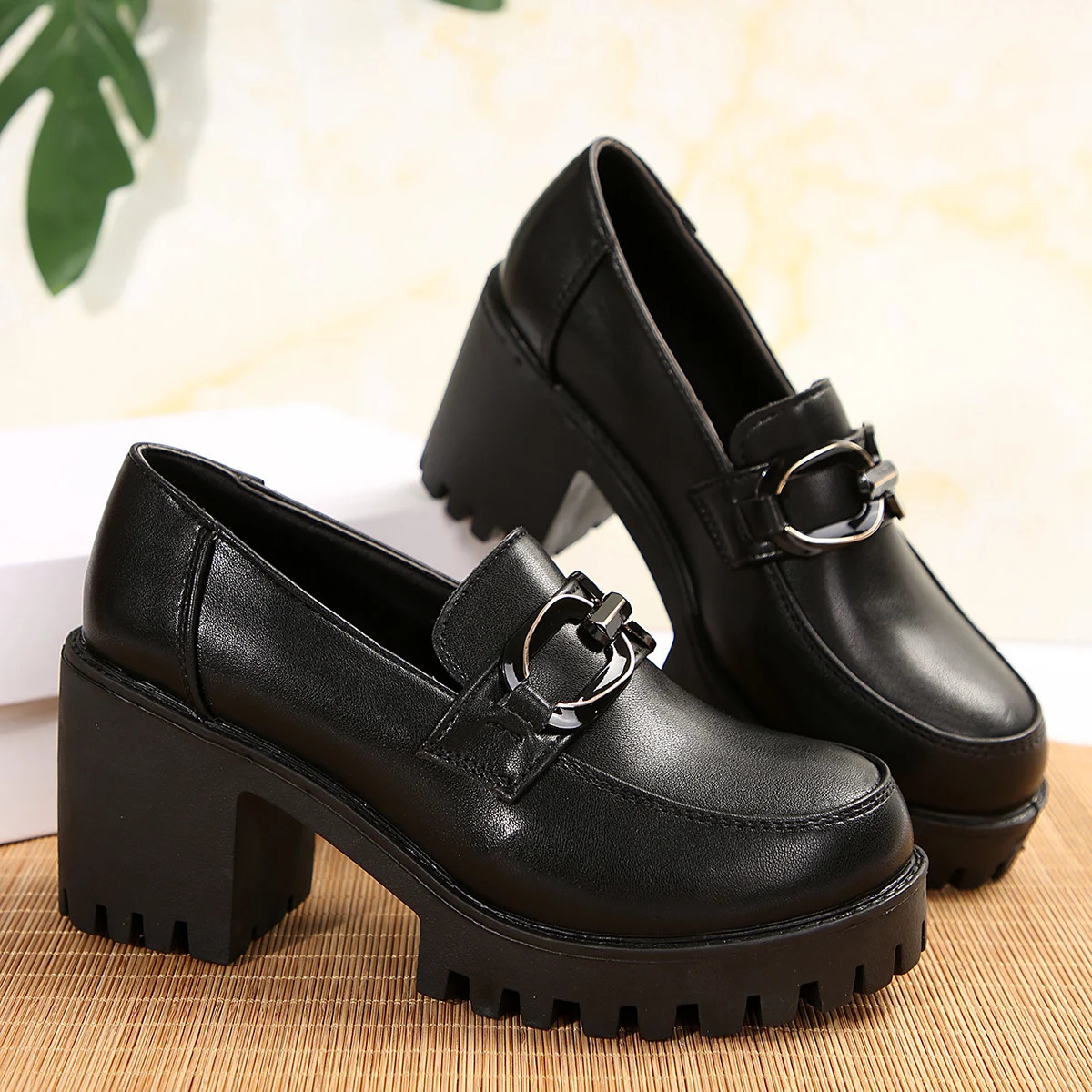 Super High Heels Loafers Womens 2024 Spring Leather Thick Platform Pump Womens Sliding Black Jk Uniform Shoes Mary Janes 35-41 241113