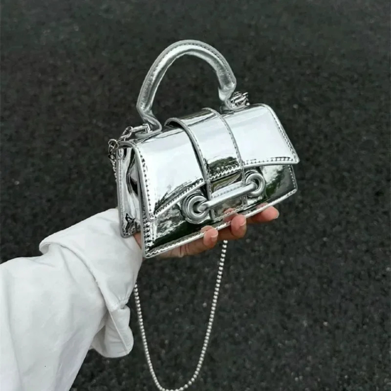 Vintage Women Silver Chic Crossbody Bag er Small Shoulder Bags Fashion Gold Mini Coin Purse Cute Pu Leather Handbag 241114