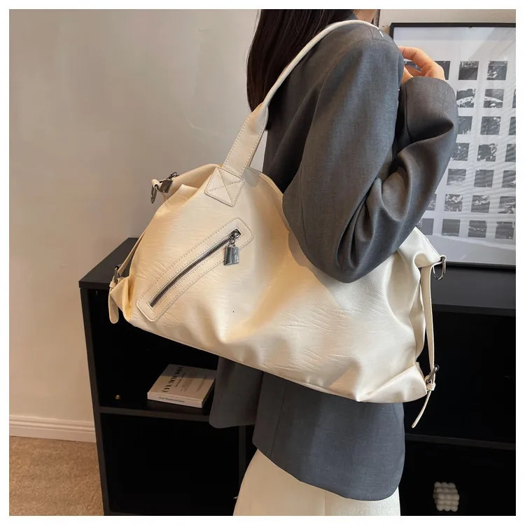 Women handbag Large capacity winter Soft PU leather Ladies big female Shoulder bags Travel shopping bags 241114