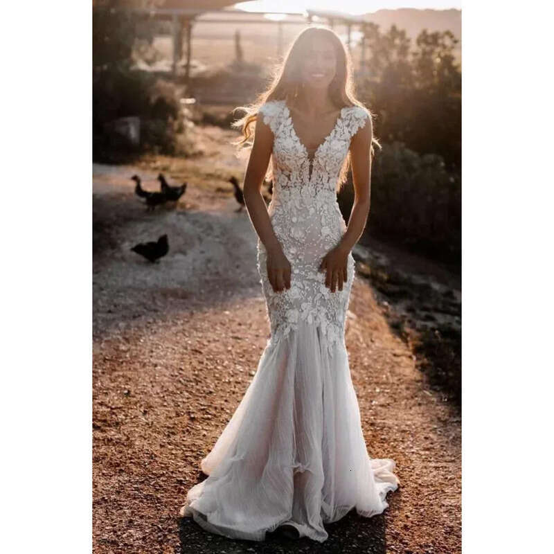 Beach Boho Mermaid Wedding Dresses Lace Deep V-Neck Necke Cap Sleeves Chapel Train Plus Size Bride Gown Vestidos De Novia Bc10939 Ba9793 6660311