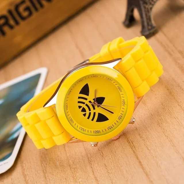 Silicone Famous Women Sports Watch Casual Ladyes Dress Watches Women Quartz WristwatchesXJ241109