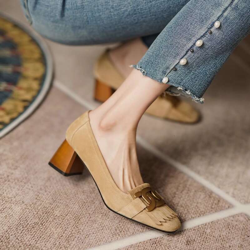 2024 Summer And Autumn New Style Square Head Metal Buckle Tassel Coarse Follow Women's French Mary Jane Small Leather Shoes Trendy
