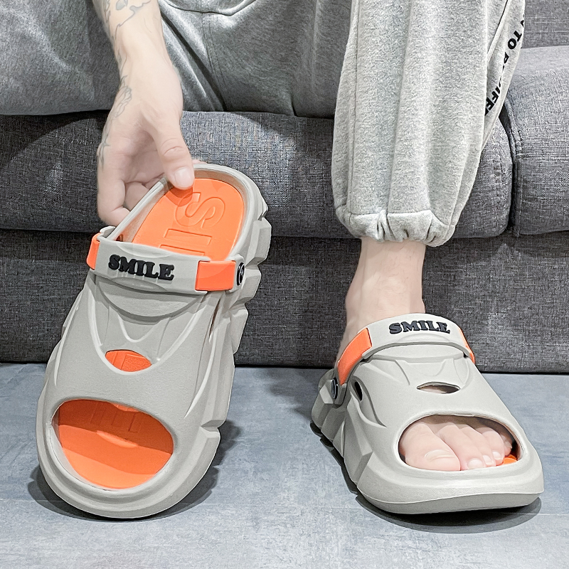 New Men's Slippers Outdoor Sandals Beach Comfortable Slides Clogs Design Men Casual Shoes Garden Shoes Men Beach Sandals 36-45