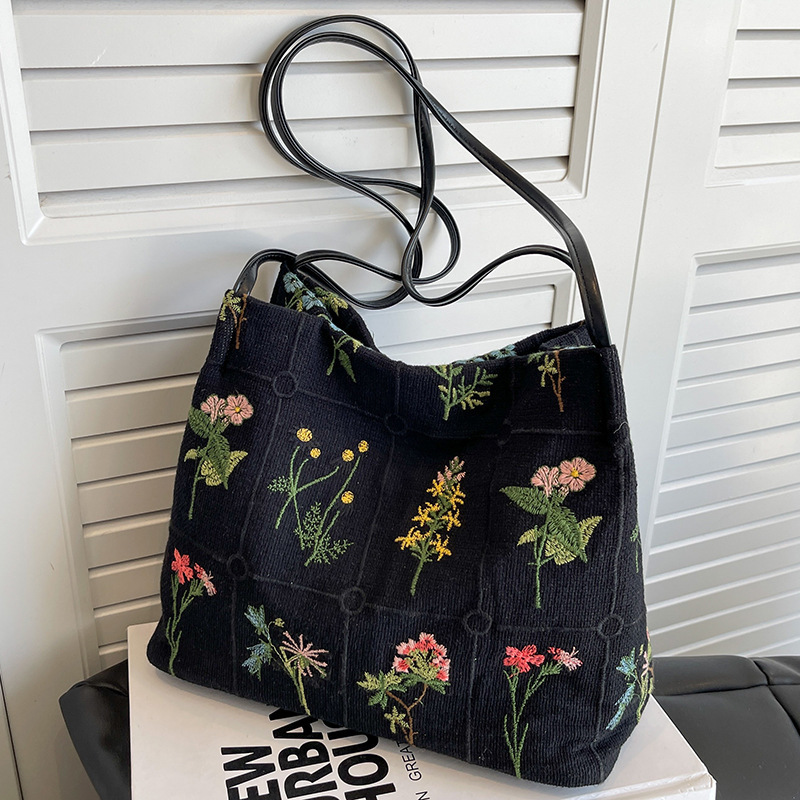 Large-capacity Embroidered Tote Bag Women Summer Trendy Cloth Bag Niche Embroidery Shoulder Bag Texture Bucket Bag Canvas Bag