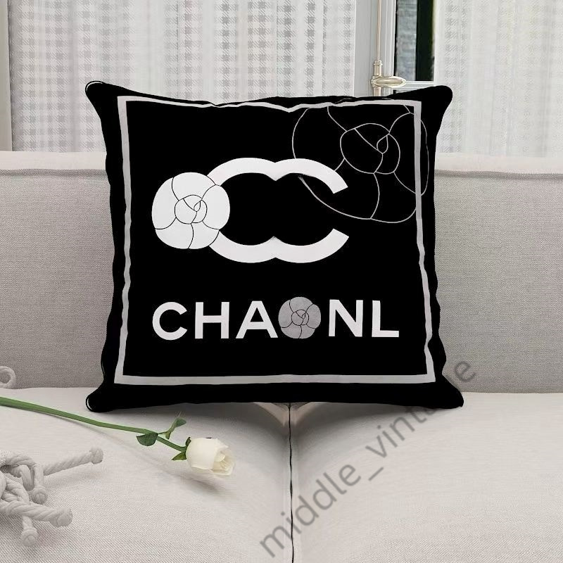 Dog Kennel, Schnauzer, French Bulldog, Corgi, Large And Small Dog Kennel, Removable And Washable, Warm, Trendy Brand Pet Kennel, Dog Bed, Fashionable 