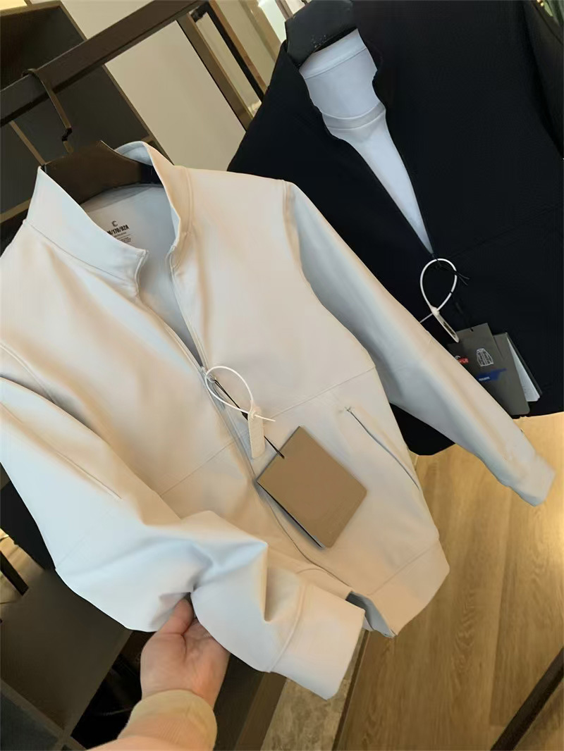 High-end sports simple and versatile stand-up collar jacket man