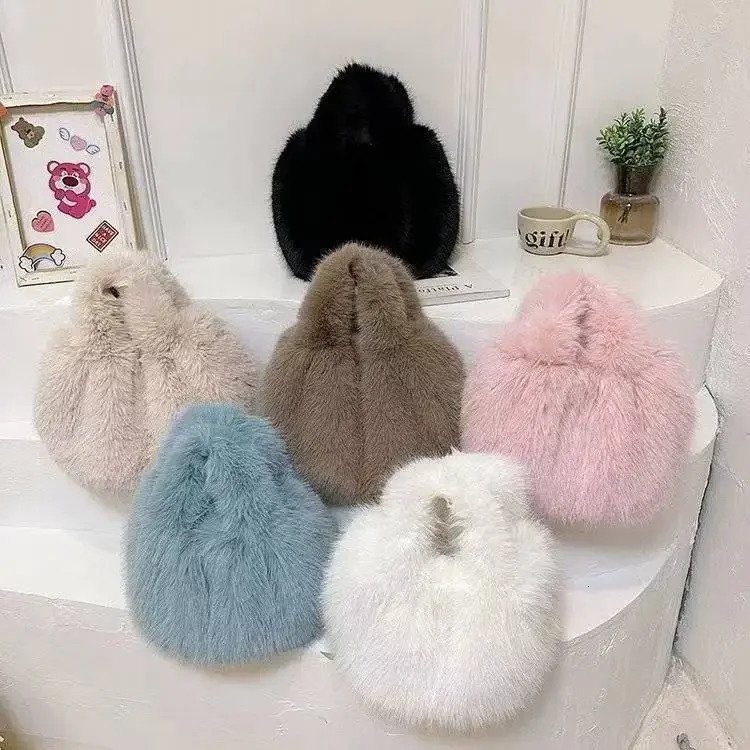 Fluffy Faux Fur Bags for Women Winter Soft Plush Handbags Half Moon Shoulder Bag Winter Warm Ruched Purses Tote Clutch 241114
