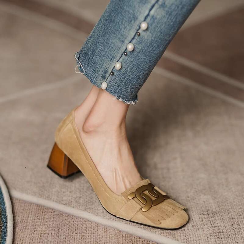 2024 Summer And Autumn New Style Square Head Metal Buckle Tassel Coarse Follow Women's French Mary Jane Small Leather Shoes Trendy