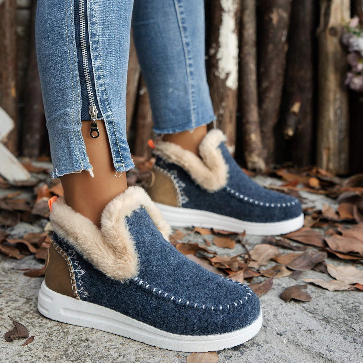 Womens Winter Round Head Plush Comfortable Warm Short Tube Flat Bottom Large Size Womens Boots Size 36-43 241113