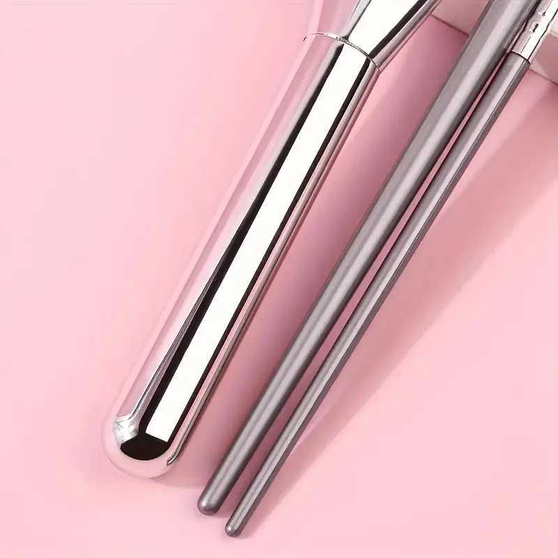 3pcs Flat Top Foundation Brush Angled Eyeliner Brush Set Ultra Makeup Brushes Set Ultra-thin Traceless Concealer Eyeliner BrushXJ241113