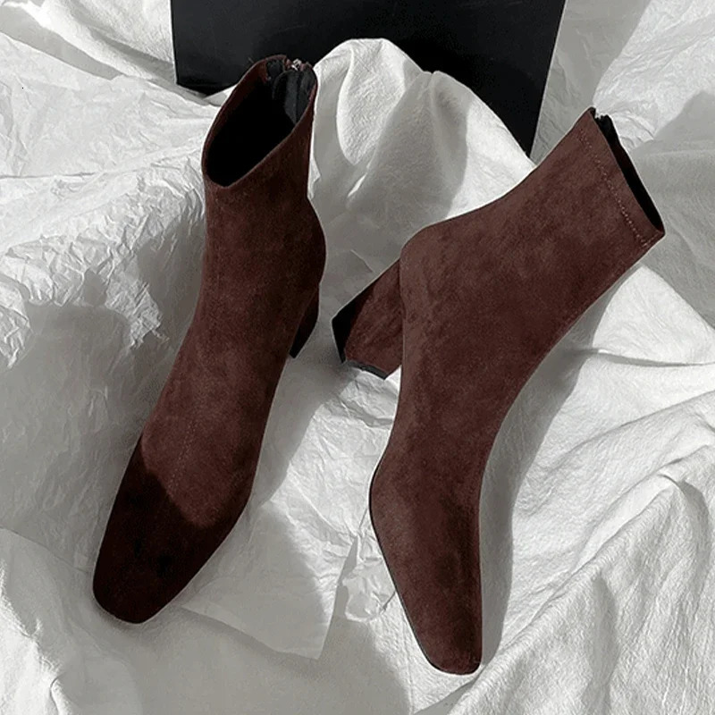 High heels womens suede ankle boots winter er square toe womens 2024 trend walking shoes pump comfortable snow Bottas 241113