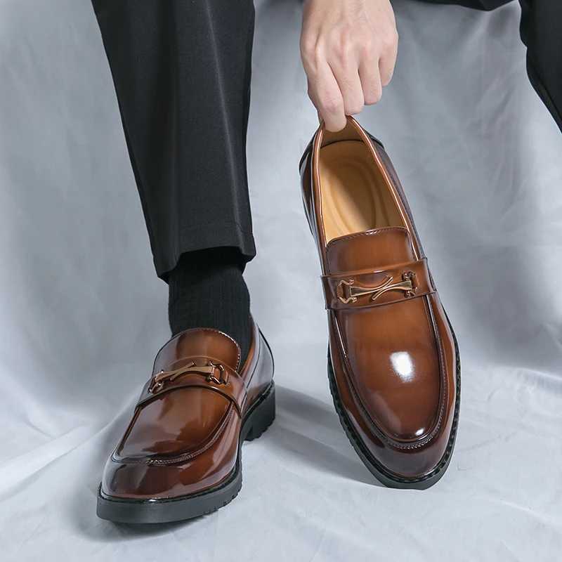 New Luxury Slip Dress Shoes Men Genuine Leather Italian Loafer Shoes for Men Black Brown Brand Formal Oxford Men Casual ShoesXJ250118