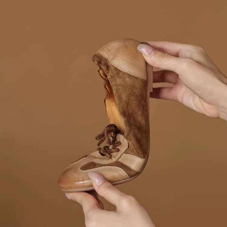 Autumn And Winter 2024 New Flat Ballet Women's Chicken Rolls Casual Round Toe Soft Surface Single Small Leather Bean Shoes