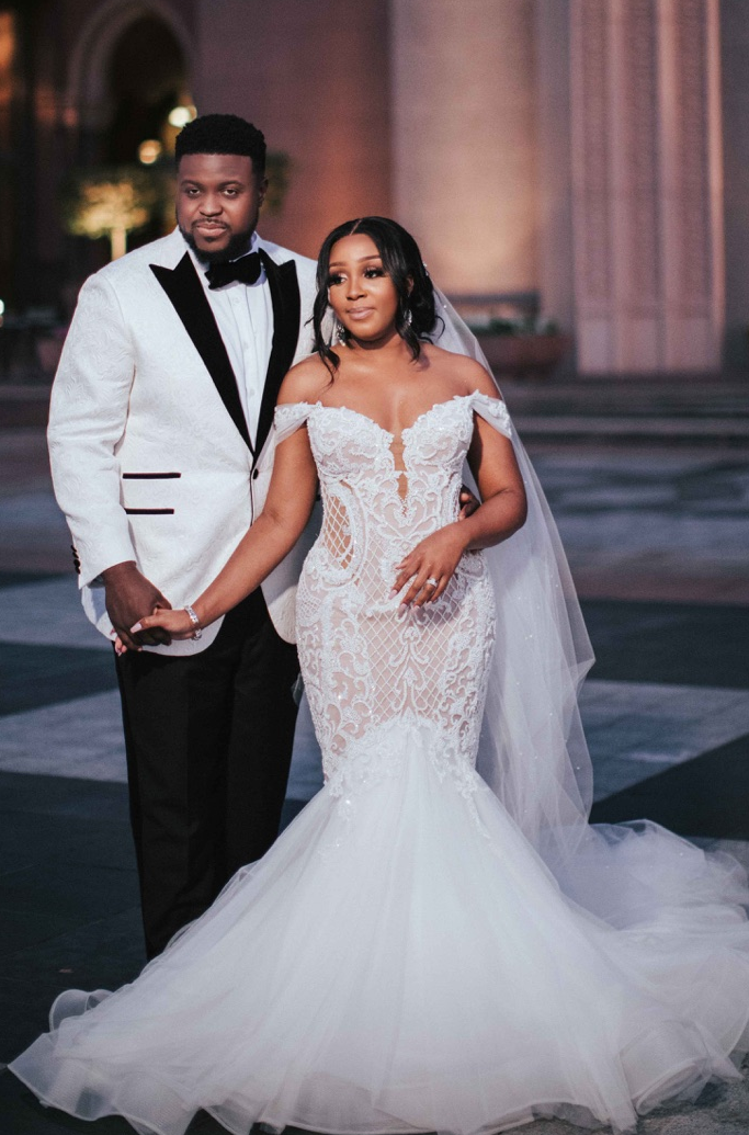 Africa Dubai White Floral Appliques Fish Bridal Gowns Plus Size Sheer Nude Tulle Long Sleeves Satin Mermaid Wedding Dresses Plus Size 01