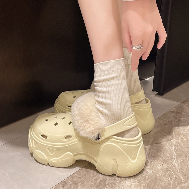 2024 free shipping designer flat sandals for women soft heighten warm slides slippers winter rubber non-slip house shoes sliders slide