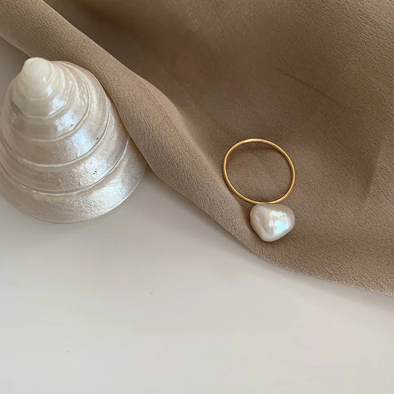 Large Baroque Pearl Ring Stainless Steel Ring Suitable for Women Simple Minimum Stainless Steel Ring Size 9 Daily Waterproof 241113