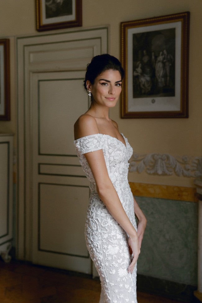 Plus Size Mermaid Wedding Gowns With Straps Sleeveless Sexy Tulle Long Train Ruffles Puffy Lace Bridal Wedding Dresses 01