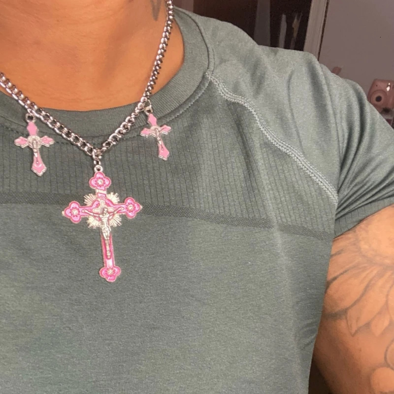 Pink Cross Pendant Necklace Cool Y2K Gothic Jewelry Rainbow-Cross Jesus Crucifix Cross Pendant Chain Necklace for Women 241113