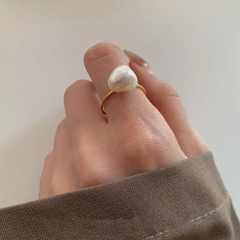Large Baroque Pearl Ring Stainless Steel Ring Suitable for Women Simple Minimum Stainless Steel Ring Size 9 Daily Waterproof 241113
