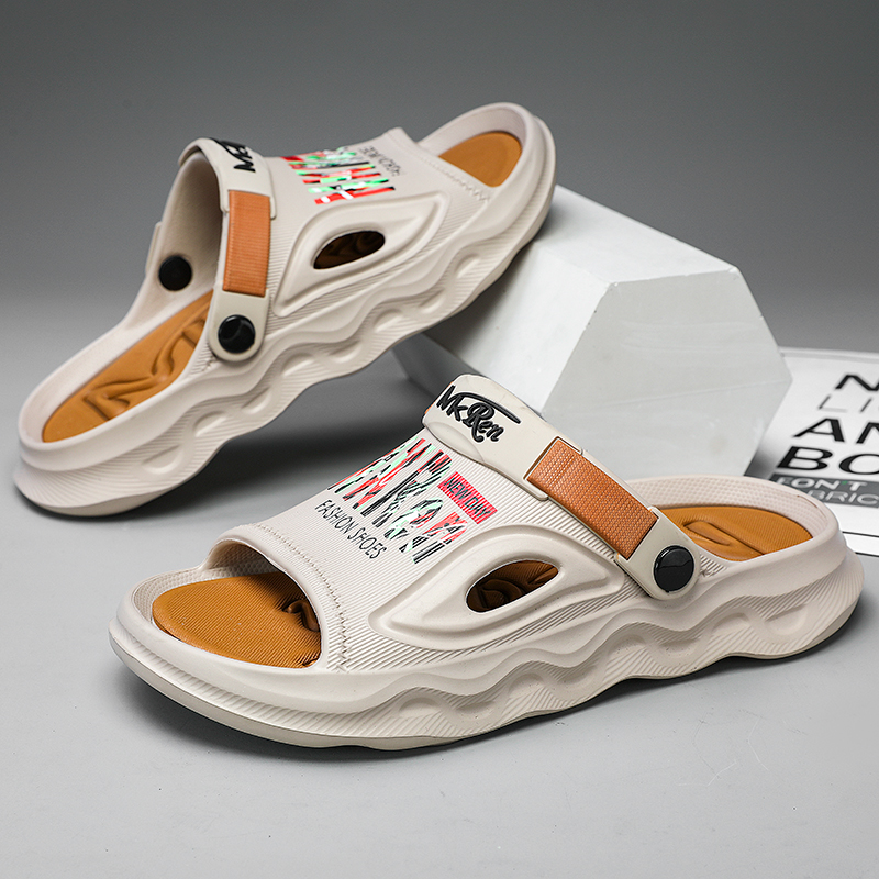 New Design Men's Outdoor Sandals Slippers Beach Comfortable Slides Clogs Men Casual Shoes Garden Shoes Men Beach Slippers 45 46