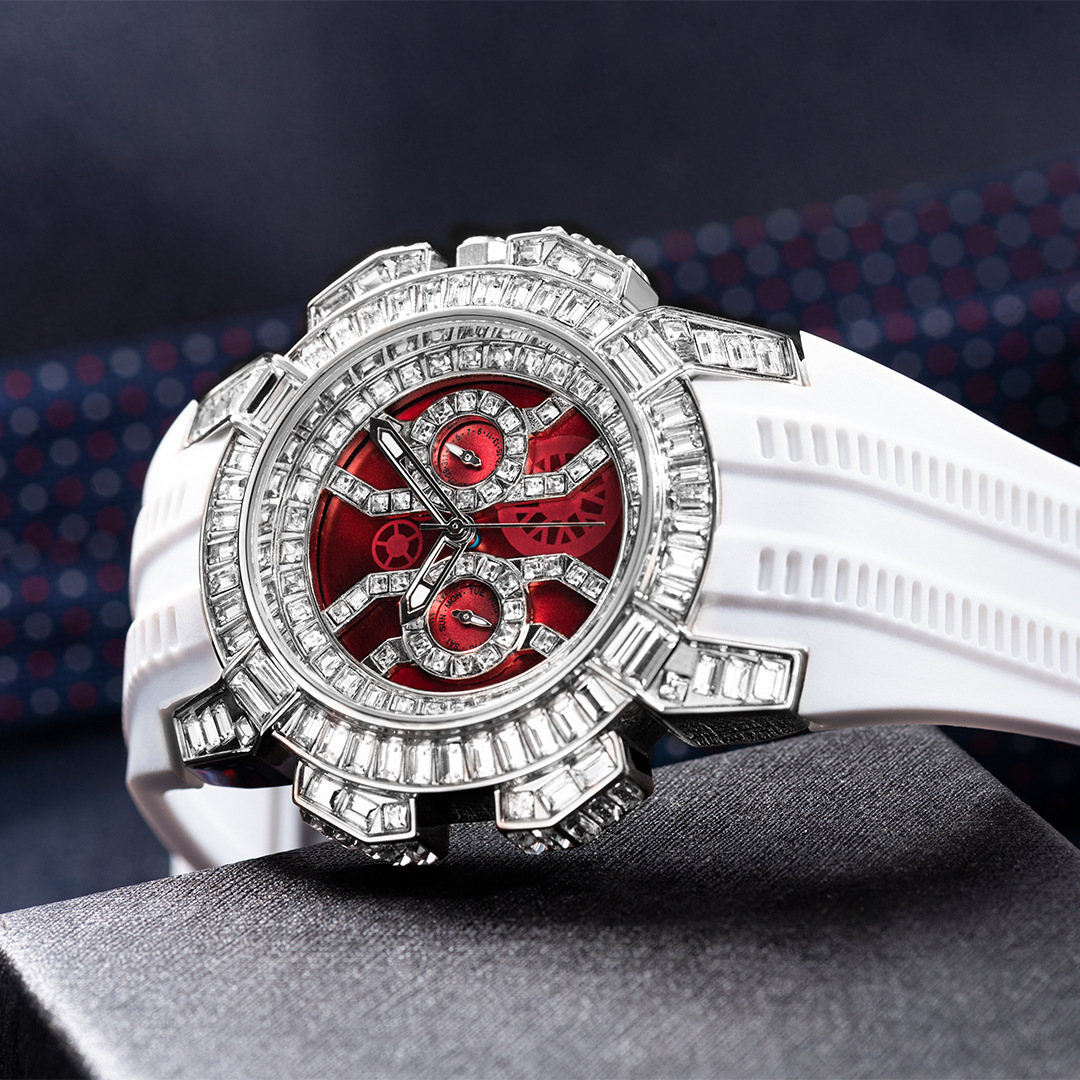 Men and women senior sense of Europe and the United States fashion personality full of diamonds large dial tape quartz watch thickness 12mm dial diame