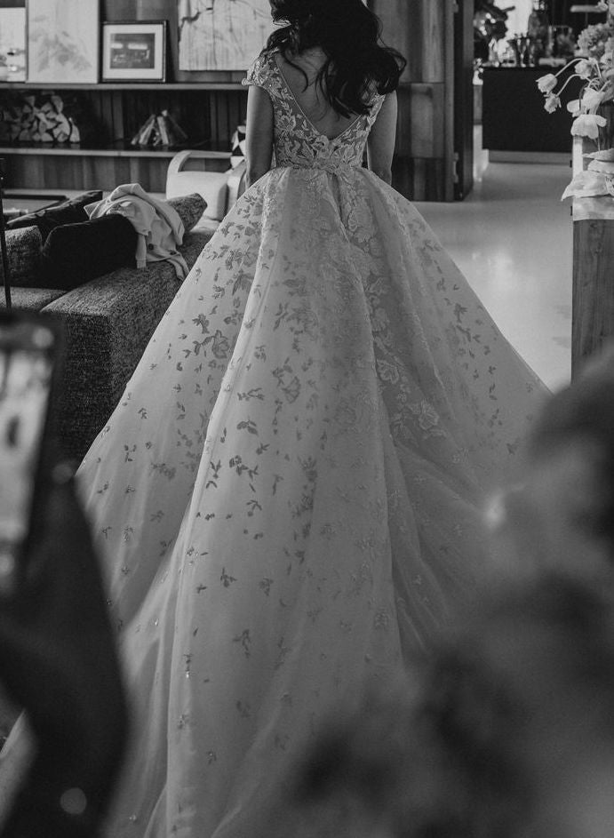 Luxury Crystals Wedding Dresses with Detachable Train Pearls Lace Applique Beaded Bridal Gowns High Neck Modern Robes De Mariee Vestidos 01