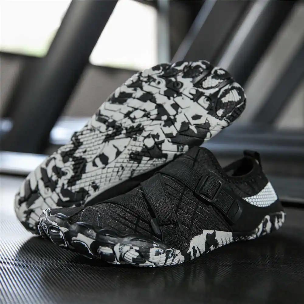 Strapless Non-slip Sole Unisex Beach Sandals Men's Children's Slipper Shoes Sapatilla Men Sneakers Sports Snaeaker
