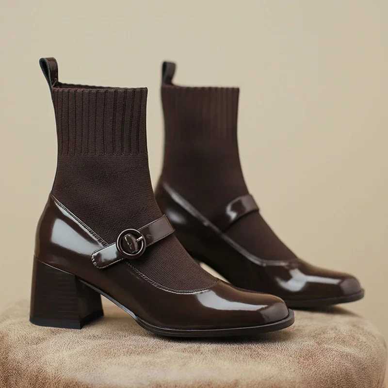 High Quality Autumn and Winter Knitted Socks Ankle Boots Fi Slip Square H Shoes Retro Womens Long Socks Brown Boots T241113