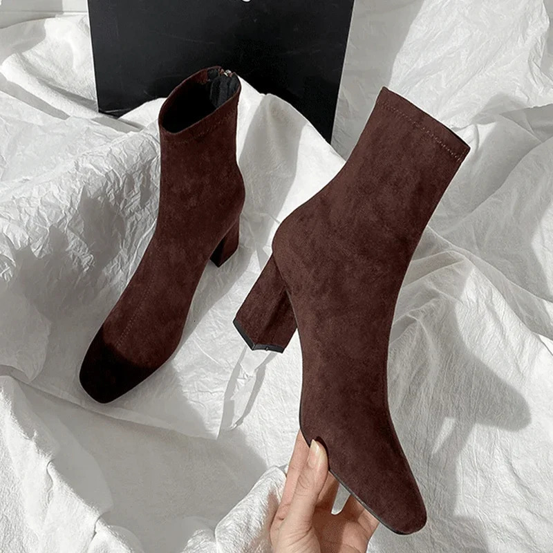 High heels womens suede ankle boots winter er square toe womens 2024 trend walking shoes pump comfortable snow Bottas 241113