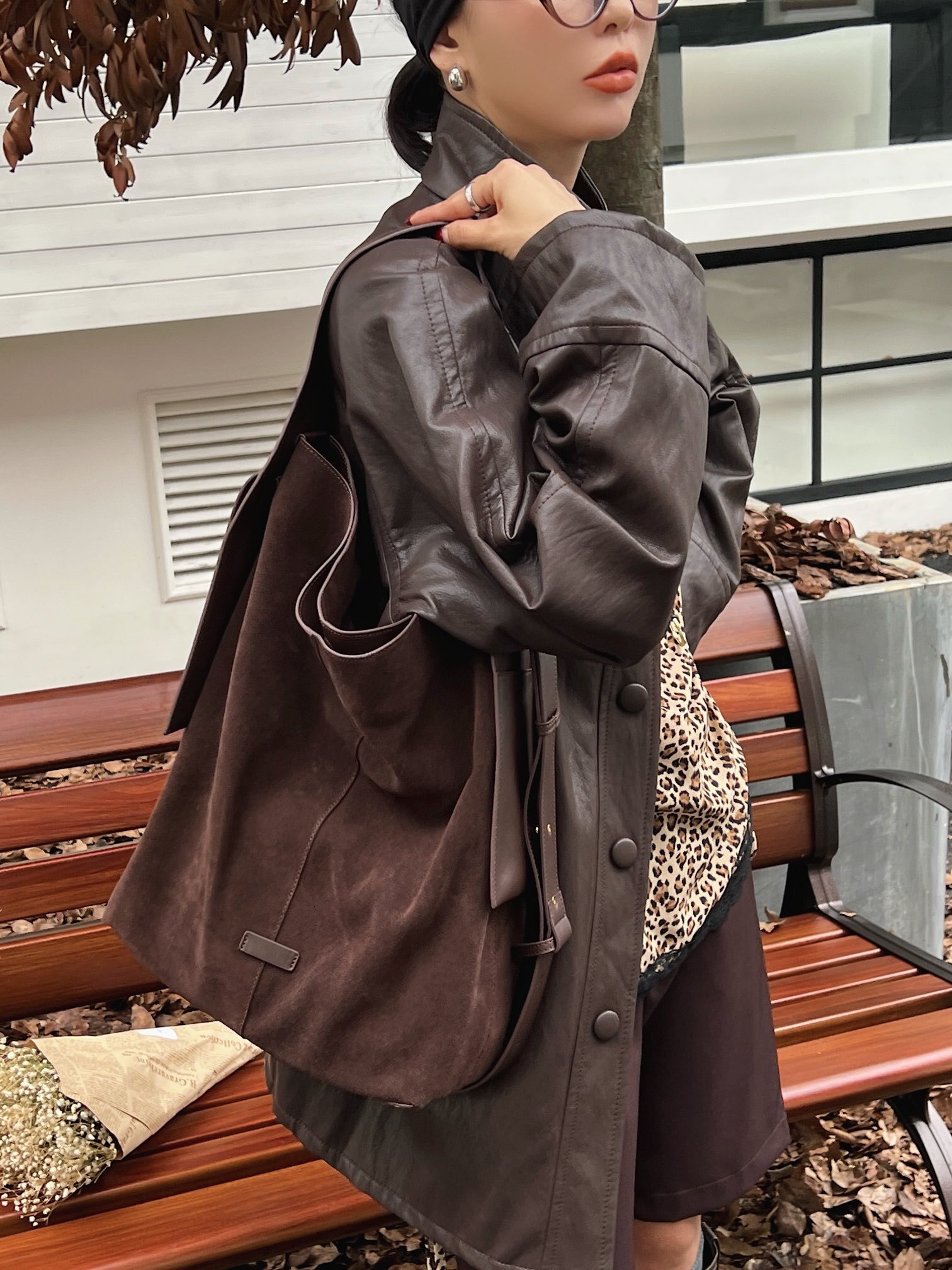Hot Sale Winter Stylish Large Capacity Commuter Tote Ear Hanging Strap Suede Leather Women Shoulder Bag Wine Red Coffee Handbag Suede BagVoyage