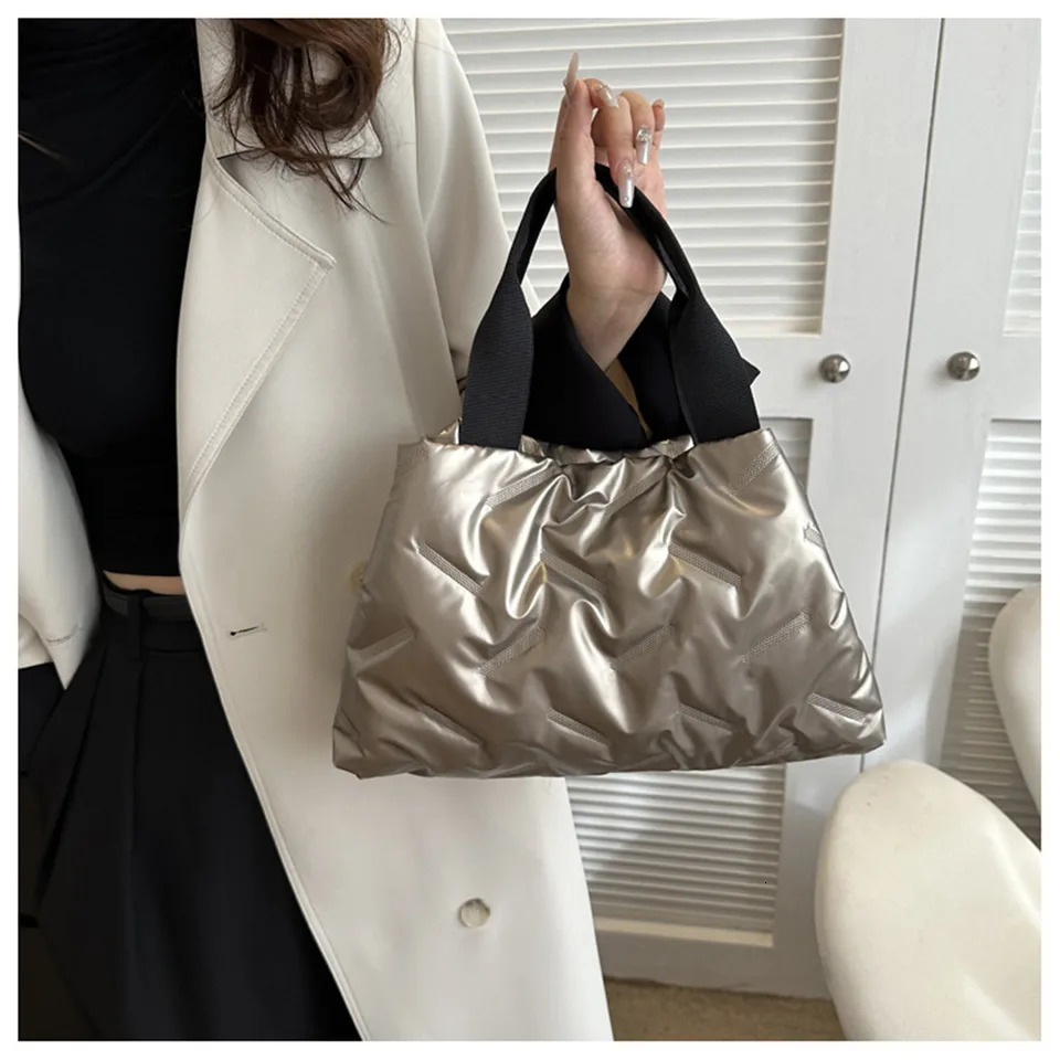 ISKYBOB Fashion Women Padded Handbag Shoulder Bag Winter Female Pillow Large Capacity Tote Quilted Hobo Bag Quilted Bag 241114