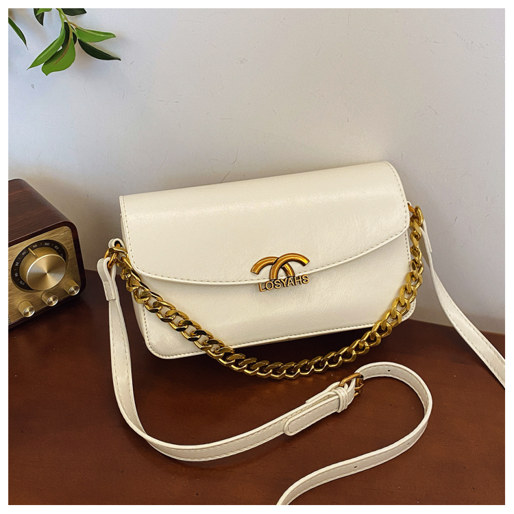 Retro Patent Leather Women's Shoulder Flap Designer Solid Color Armpit Red Crossbody Bag Women's Handbag