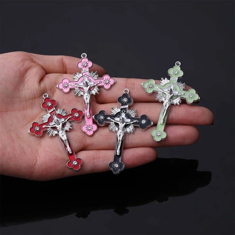 Pink Cross Pendant Necklace Cool Y2K Gothic Jewelry Rainbow-Cross Jesus Crucifix Cross Pendant Chain Necklace for Women 241113
