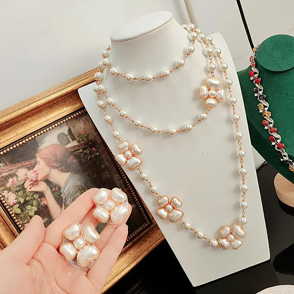 Vintage white flower long white glass pearl necklace sweater chain silver stud earring set 241115