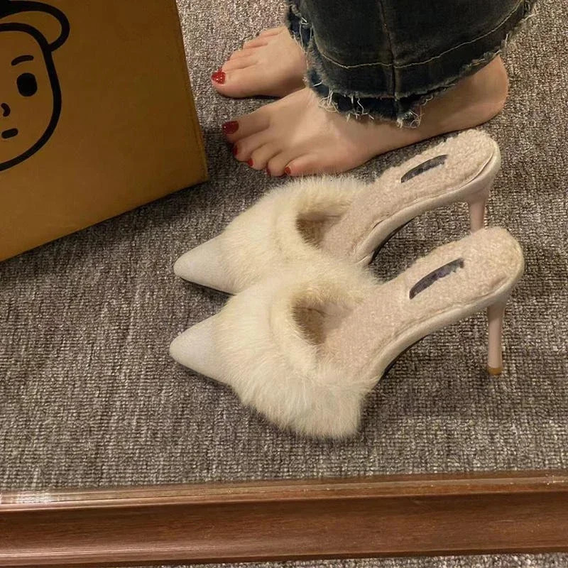 Women Warm Plush Pointed Toe High Heels Winter Mules Slipper Korean Fashion Thin Heels Flip Flops Pumps Zapatos Mujer 241114