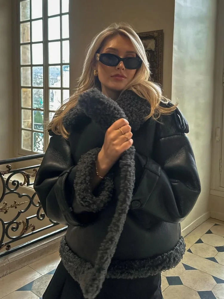 Fashion Thicken Warm Leather Splicing Fur Jacket Women Elegant Lapel Collar Short Coat With Belt Winter Lady High Streetwear 241114