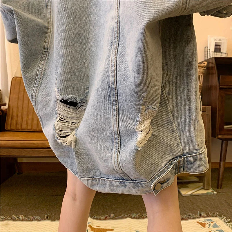 Korean Denim Jacket Women Outerwear Oversized Jeans Jackets Female Vintage Large Size Loose Streetwear Clothes 240415