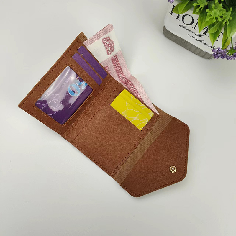 New women's fashionable simple, 30% off short design, designer with multiple card slots and multifunctional zero wallet