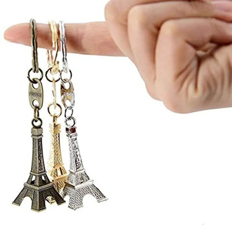 150Pcs Eiffel Tower keychain vintage keychain decoration wallet charm statue model ball keychain French souvenir 241115