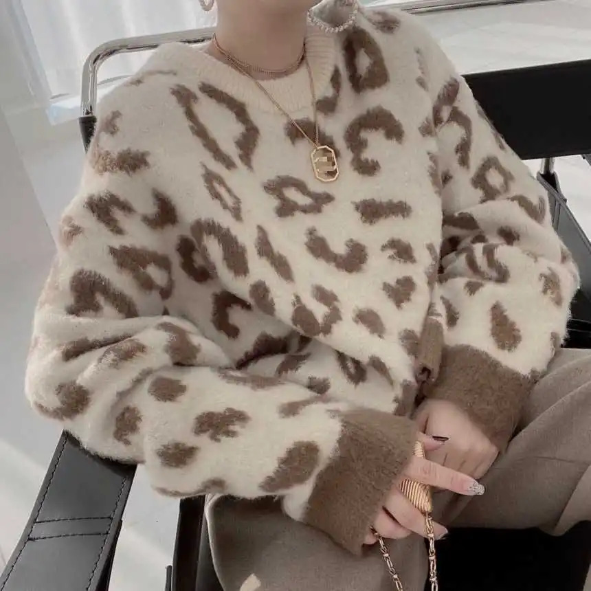 Autumn and winter loose top sweater long sleeved fully matched knitted warm style floral womens clothing trend leopard print soft top 241115