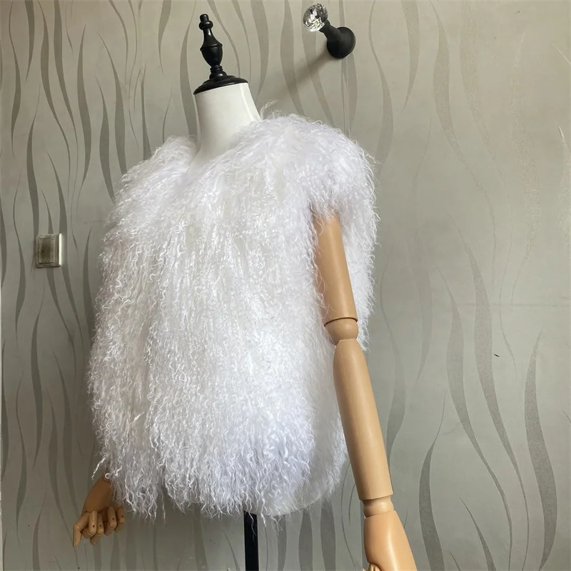 Natural 100 Pure Fur Vest Genuine Real Sheep Gilet Basic Match Short Drop Coat 241115