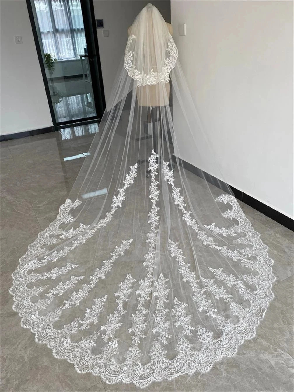 4M 5M White Ivory 2-Layer Wedding Veil Cover Lace Decal Veil with Comb Used for Bridal Cathedral Wedding Accessories 241115