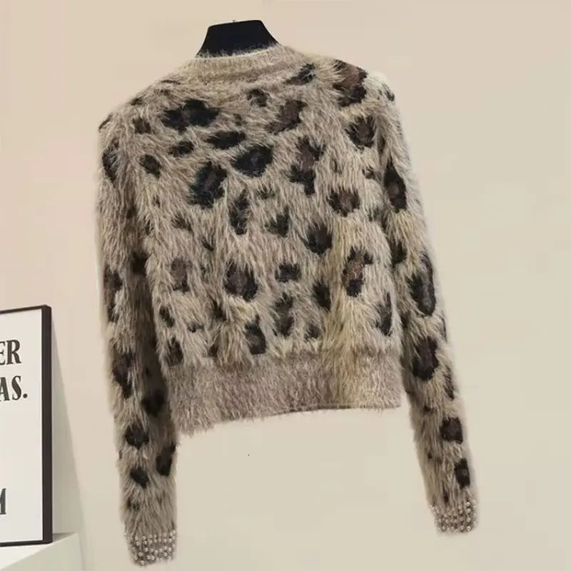 Leopard Pearls Retro mink Knitted O-Neck Long Sleeve Floral Womens Sweater Top Womens Fashion 241115